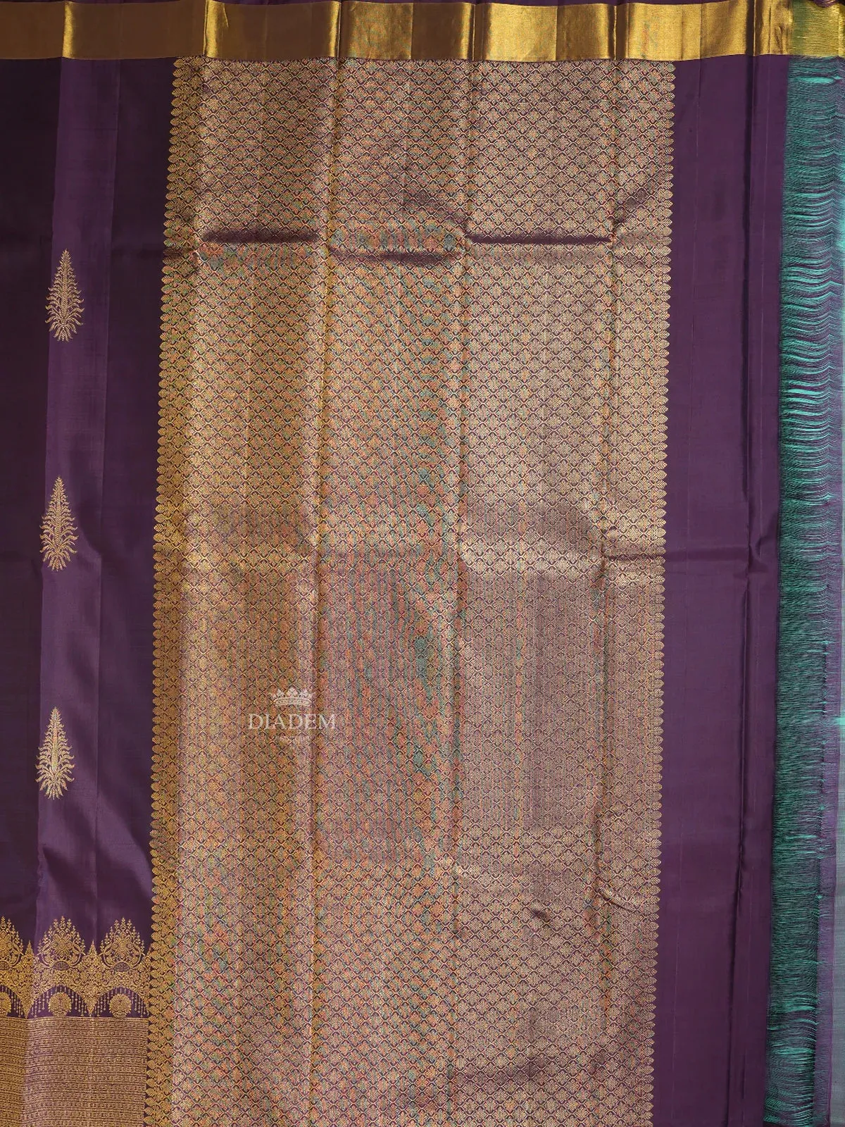 Dark Purple Pure Kanchipuram Silk Saree With Leaf Motifs On the Body with Broad and Small Border