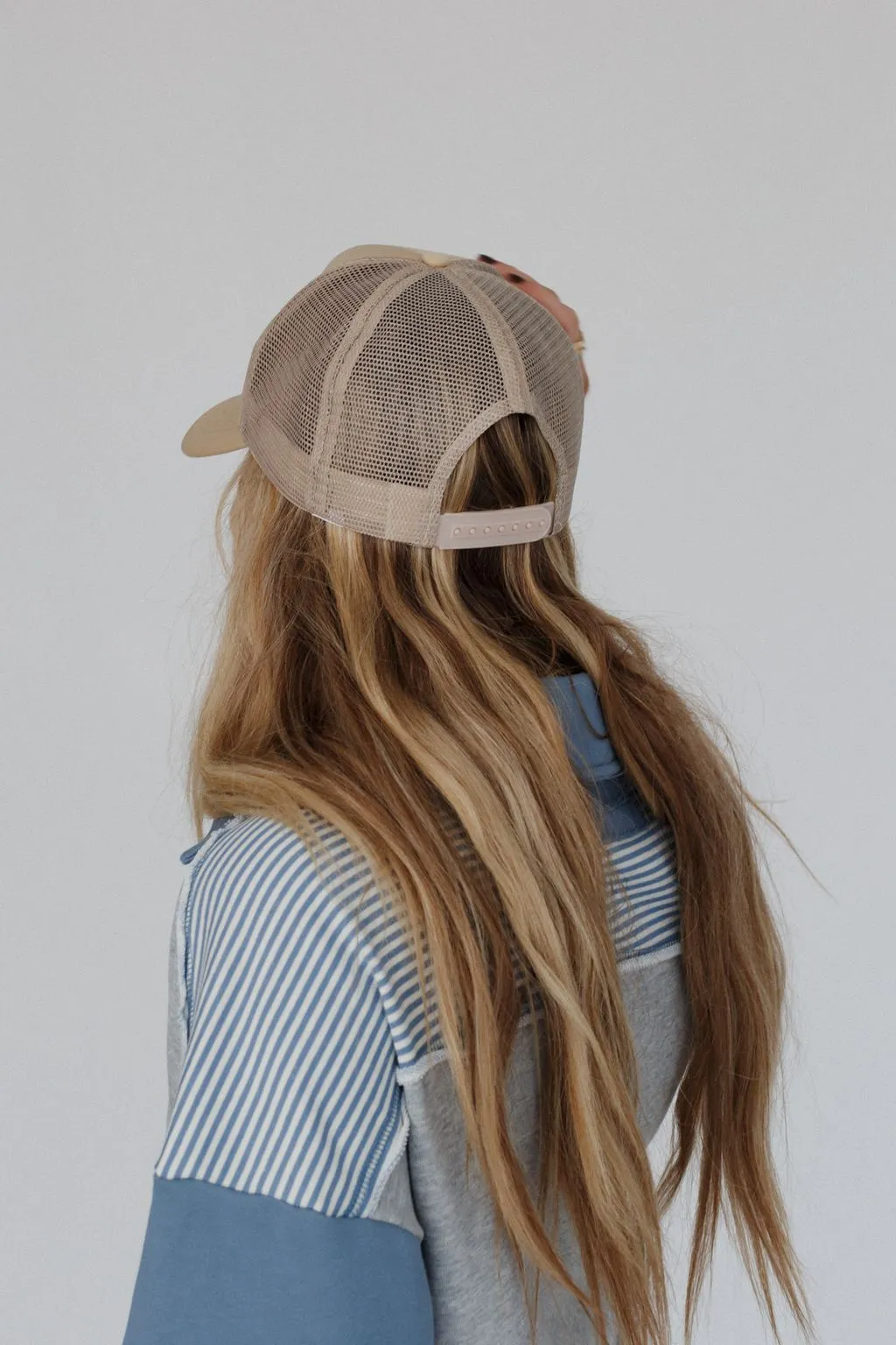 Desert Drift Trucker Hat - Khaki