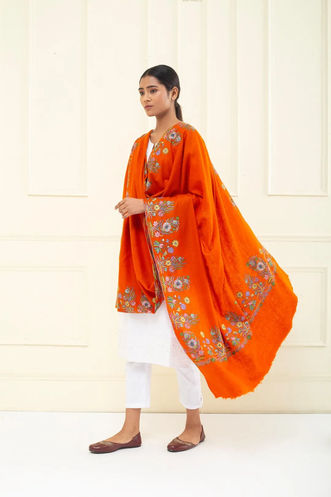 Husn-e-Baiz Bright Orange Floral Dourdar Pashmina Shawl