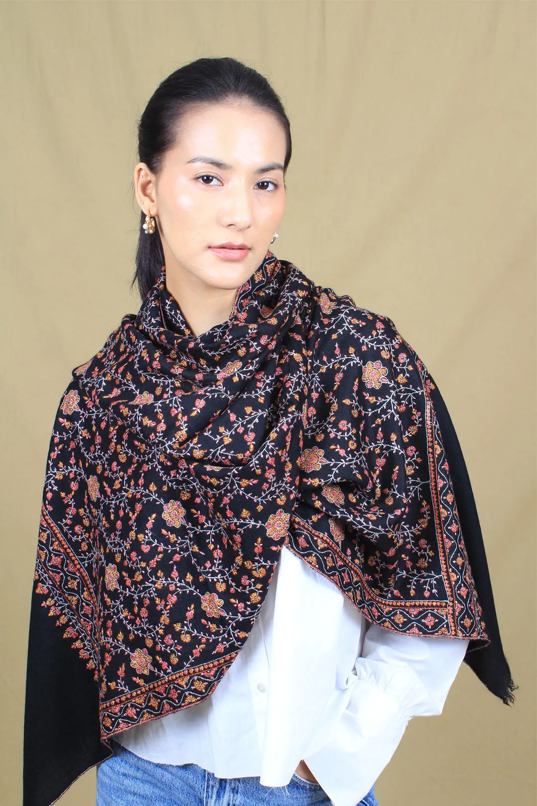 Kanwal Pitch Black Jaali Pashmina Stole