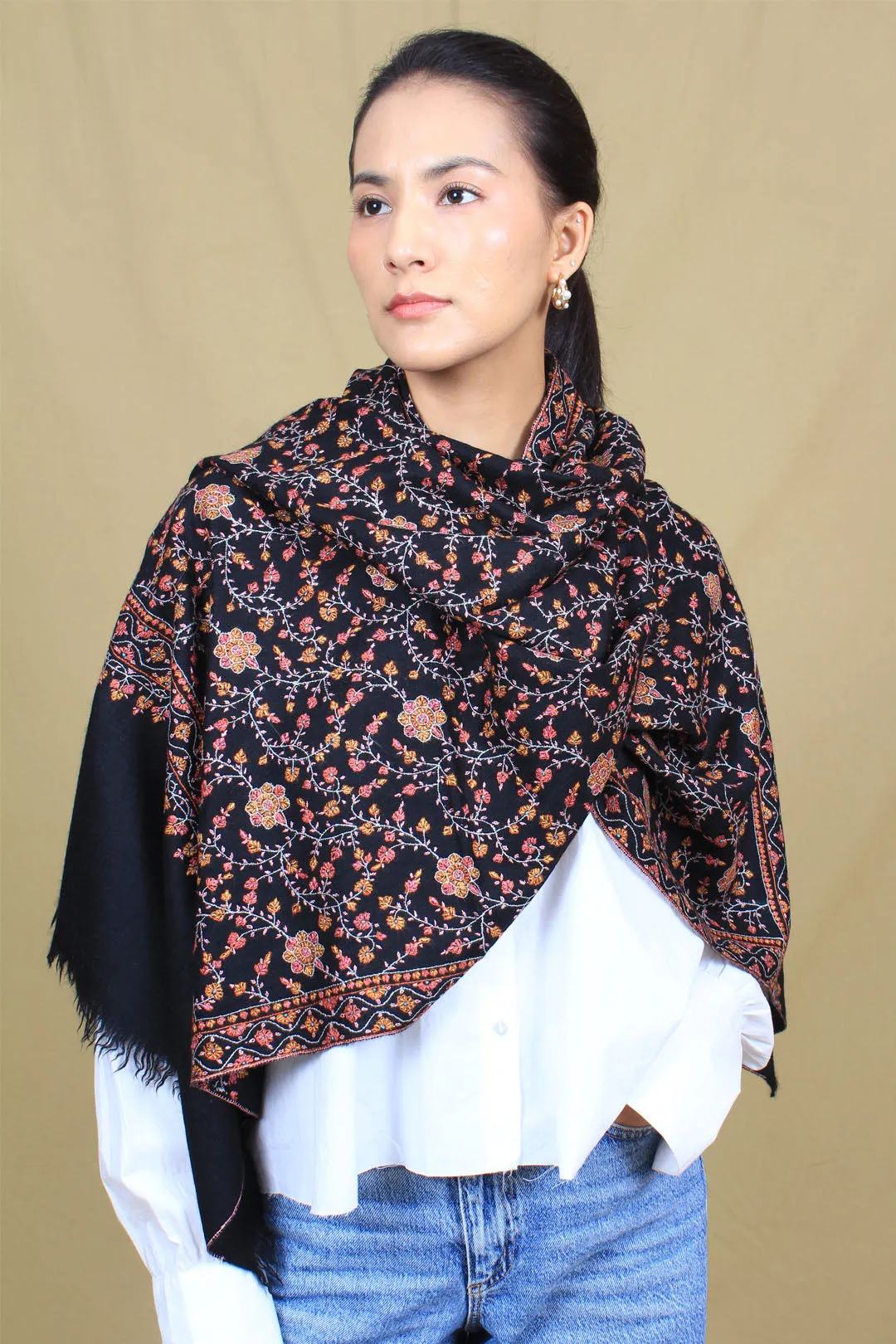 Kanwal Pitch Black Jaali Pashmina Stole