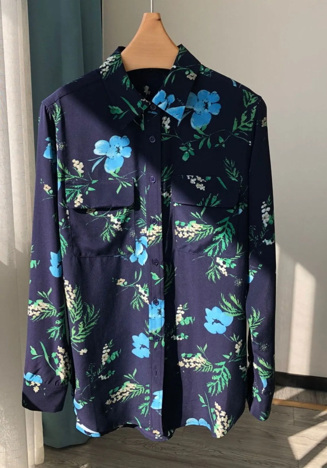 Nonothing|Luxurious pure silk shirt in blue floral print