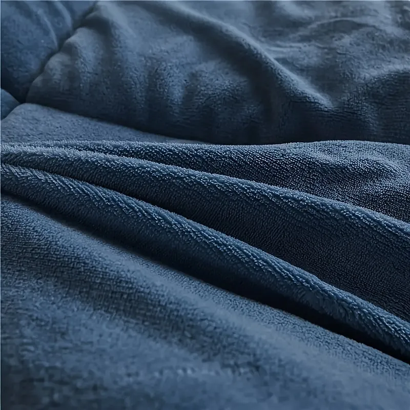 Ultra Soft Quilted Comforter - All-Season, Reversible, Machine Washable Duvet for Year-Round Comfort"